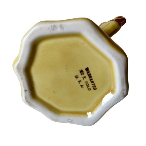 Yellow Ceramic Tree Trunk 22K Gold Trim Squirrel & Leaf Design Flower Bud Vase - Picture 4 of 4